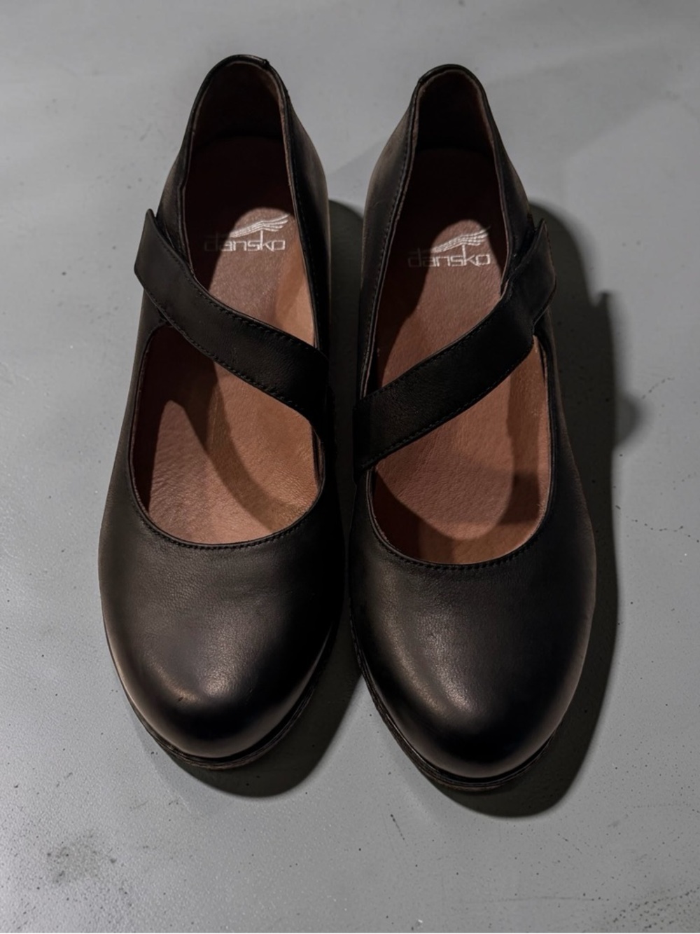 Dansko Chrissy Mary Jane Black Leather Elastic Strap Size 8.5